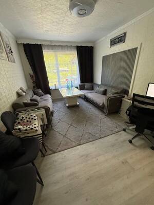 3-Zimmer-Wohnung mit großzügigem Privatgarten und Terrasse
