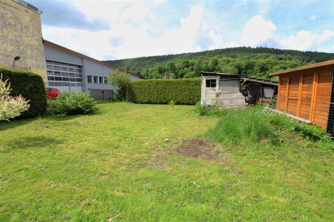 Mehr Platz als erwartet - vielseitiges Einfamilienhaus mit großem Garten & Carports – Zella-Mehlis – Vorschaubild 3