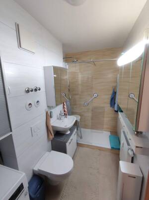 Schöne 3 Raum-Wohnung in super Lage – 6116 Halle (Saale) – Vorschaubild 3