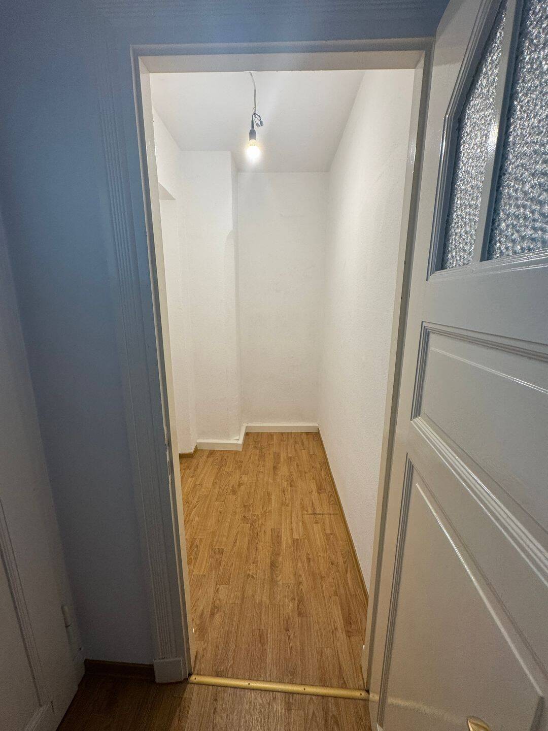 Ideal für Eigennutzer! 3-Zimmerwohnung mit Balkon im denkmalgeschützten MFH – Leipzig – Vorschaubild 8