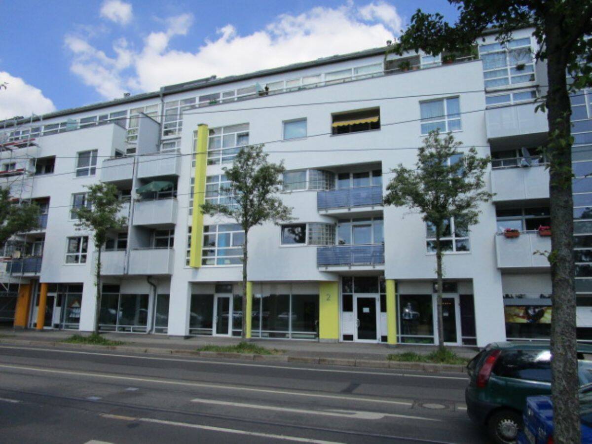 2 Raum Wohnung mit Balkon in direkter Nähe zum Lindenauer Hafen!