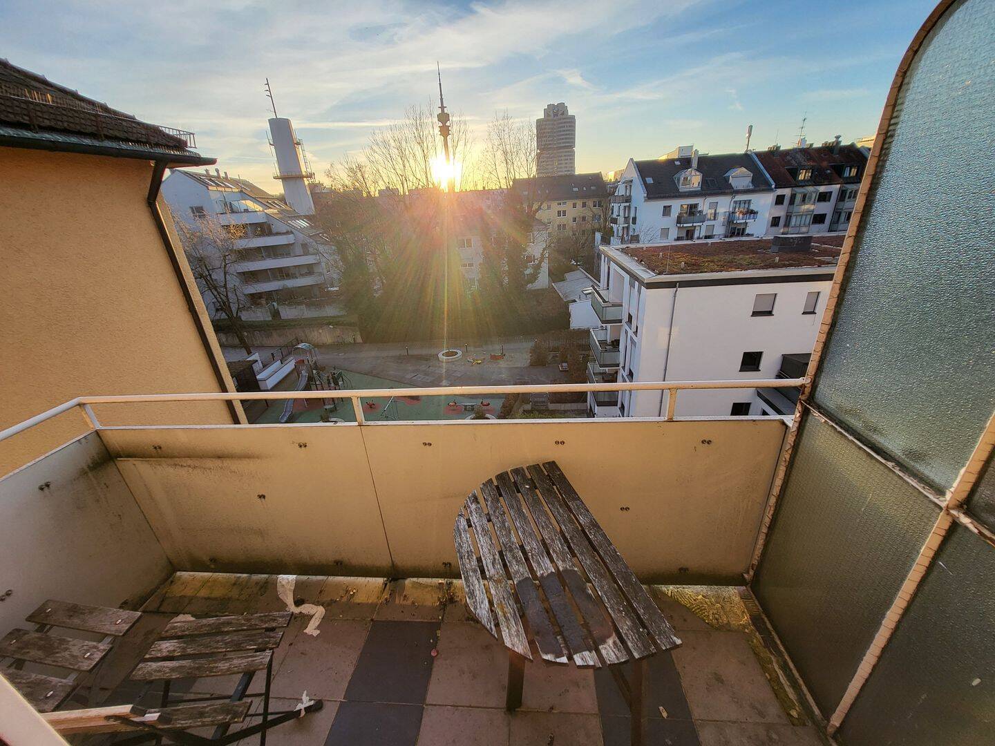 Nachmieter für WG-Zimmer ab 15.03.26 gesucht – München – Vorschaubild 3