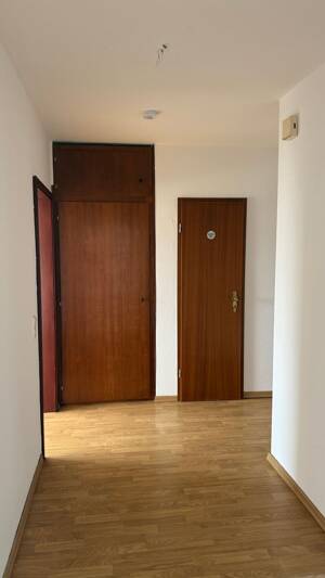 Renovierte 3-Zimmer-Wohnung mit Balkon und TG-Stellplatz – 47198 Duisburg – Vorschaubild 7