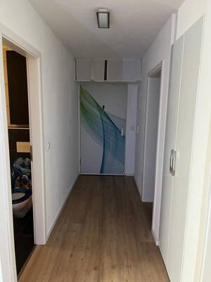 Helle 3-Zimmer-Wohnung mit Loggia und Tiefgaragenstellplatz – 85049 Ingolstadt – Vorschaubild 3