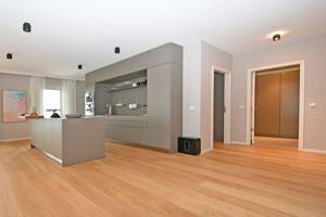Traumhafte Wohnung in exklusiver Lage mit fabelhaftem Ausblick und Ausstattung in der Hafencity! – 20457 Hamburg – Vorschaubild 5