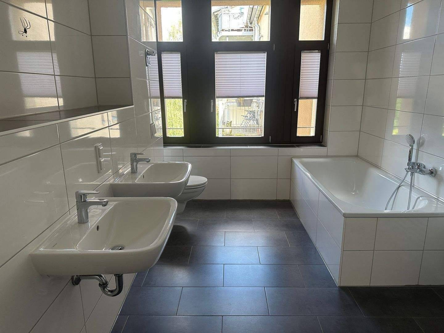 Kaßberg - 3,5 Zimmer, Balkon, Fußbodenheizung, Lift, Solarthermie - Stellplatz-Möglichkeit! – Chemnitz – Vorschaubild 2