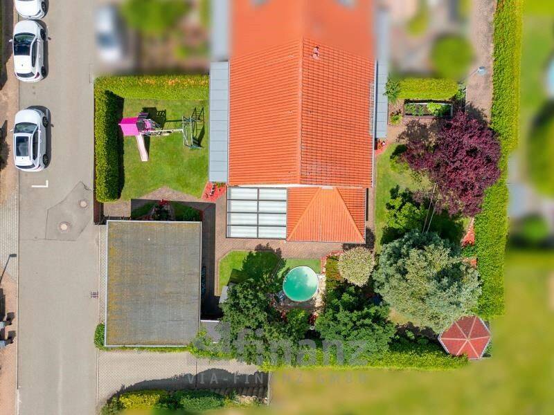 Reihenendhaus in Leubnitz mit Pool, Wintergarten und Smart-Home – Werdau – Vorschaubild 2