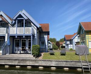 Ferienhaus mit eigenem Bootssteg im Hafendorf Rheinsberg – 16831 Rheinsberg – Vorschaubild 1