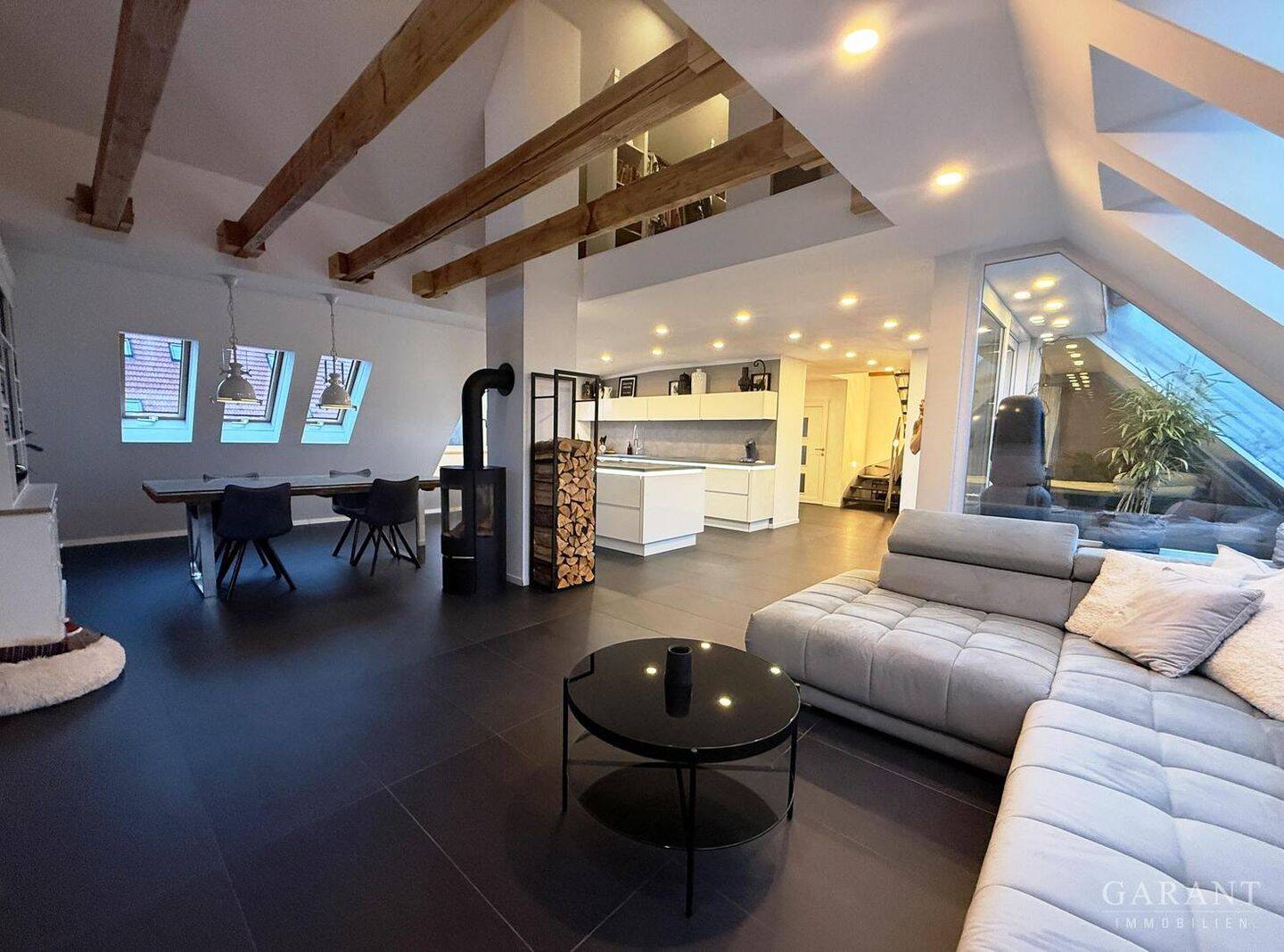 3-Parteien-Haus auf großem Grundstück mit Baureserve – München – Vorschaubild 4