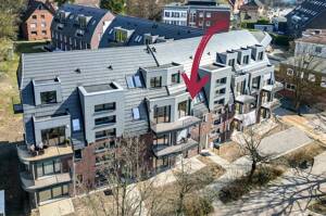 Stilvolle Dachgeschosswohnung mit Balkon in begehrter Lage Poppenbüttel – 22399 Hamburg – Vorschaubild 2