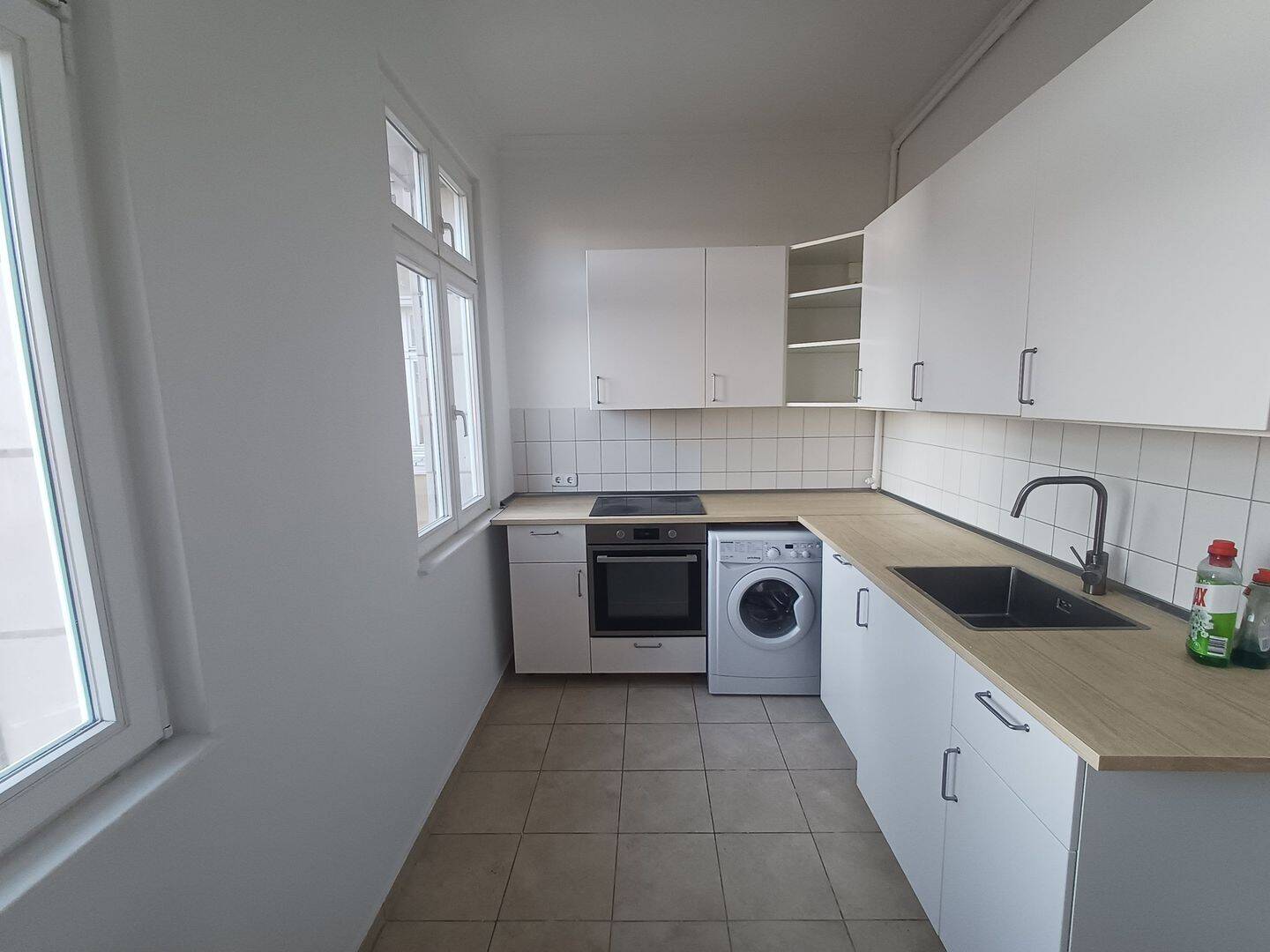 Helle und freistehende 3,5-Zimmer-Wohnung in zentraler Lage – Berlin – Vorschaubild 2