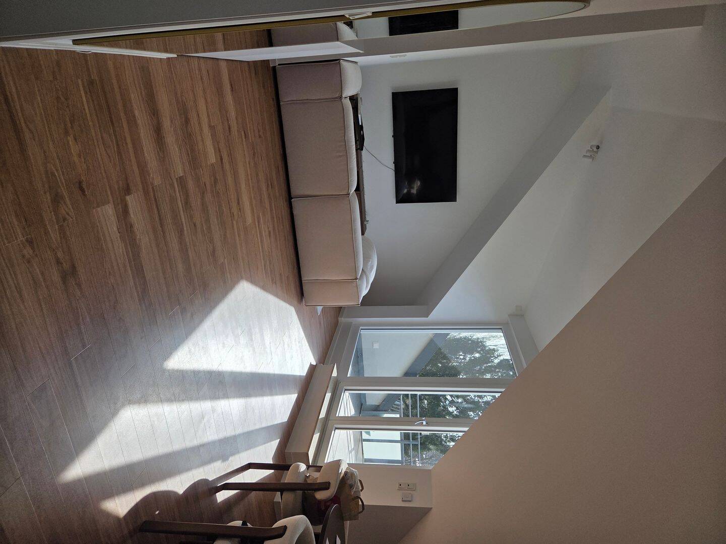 2 Zimmer Wohnung mit schöner Terrasse