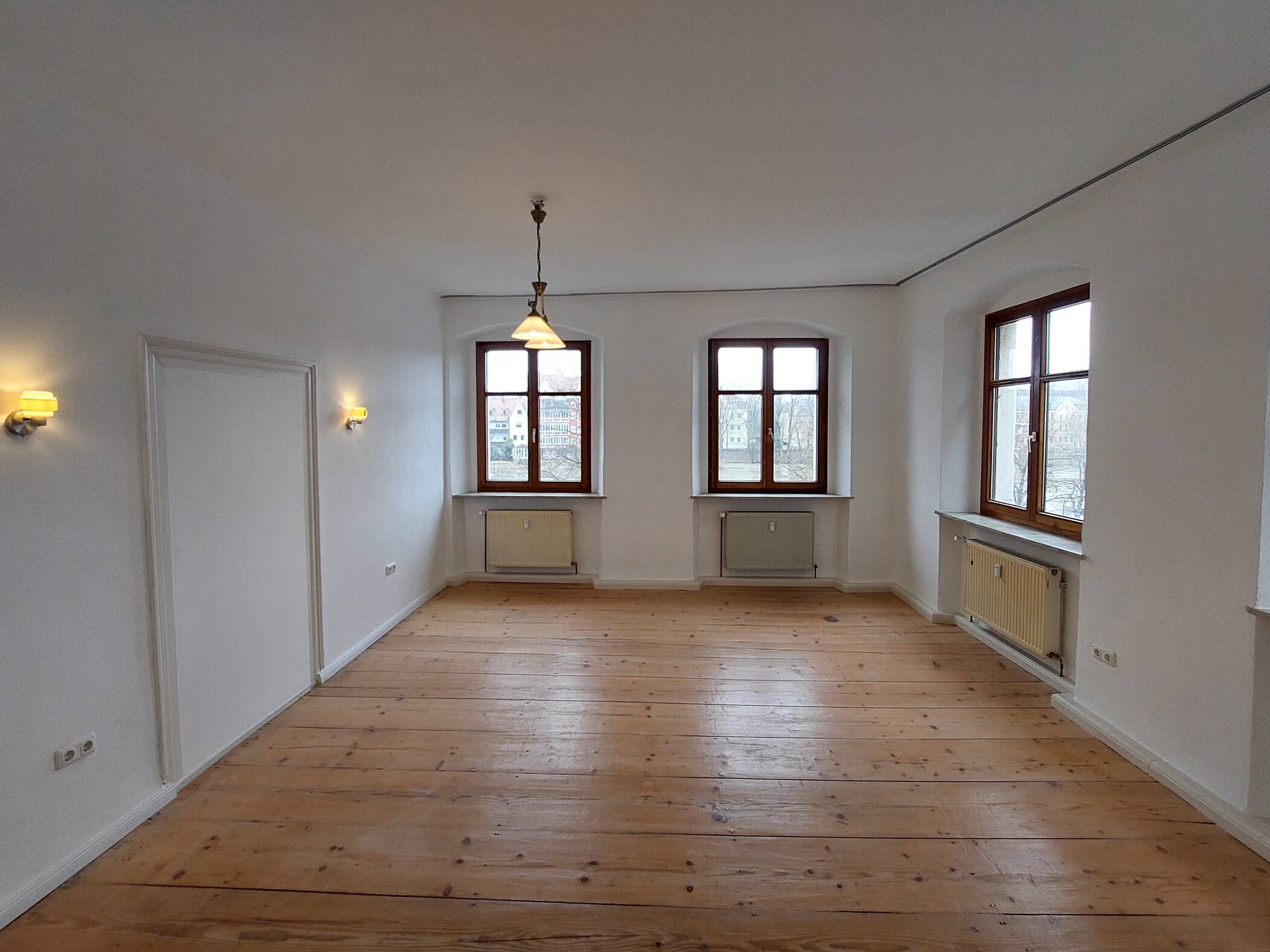 Charmante Wohnung mit Blick auf die Donau und die Steinerne Brücke – Regensburg – Vorschaubild 6