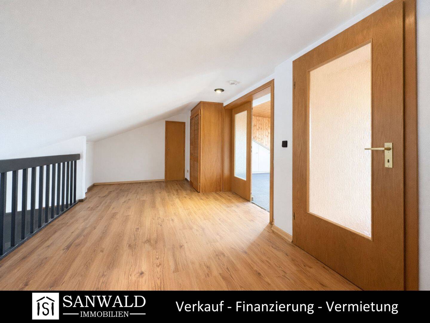 Einzigartige Maisonettewohnung mit Balkon – Essen – Vorschaubild 5