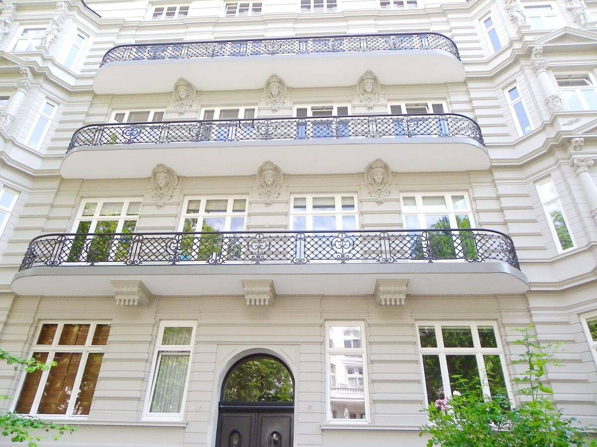 Traumwohnung zu vermieten/ neue Küche/ Doppelbalkon/ Traumlage / lichtdurchflutet/ ab sofort verfügbar/ vereinbaren Sie einen Termin – 20146 Hamburg – Bild 1 von 9