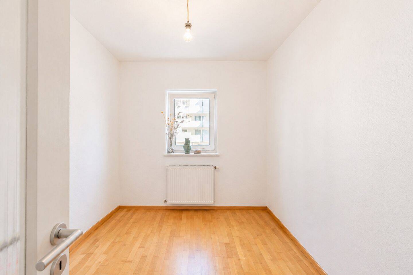AIGNER - Solide vermietete 2,5-Zimmer-Wohnung mit Westbalkon nahe Laimer Platz – München – Vorschaubild 5