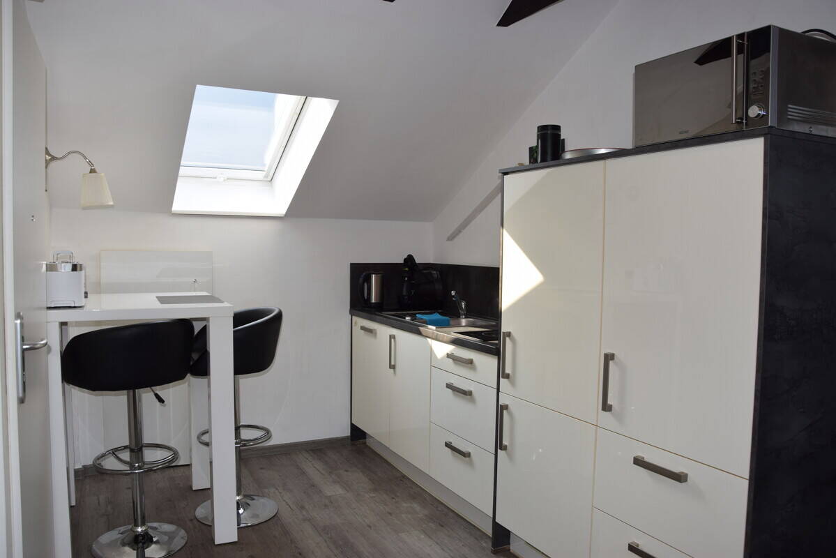 Perfekt für Pendler: Möbliertes Appartement in Bahnhofsnähe! – Bremen – Vorschaubild 8