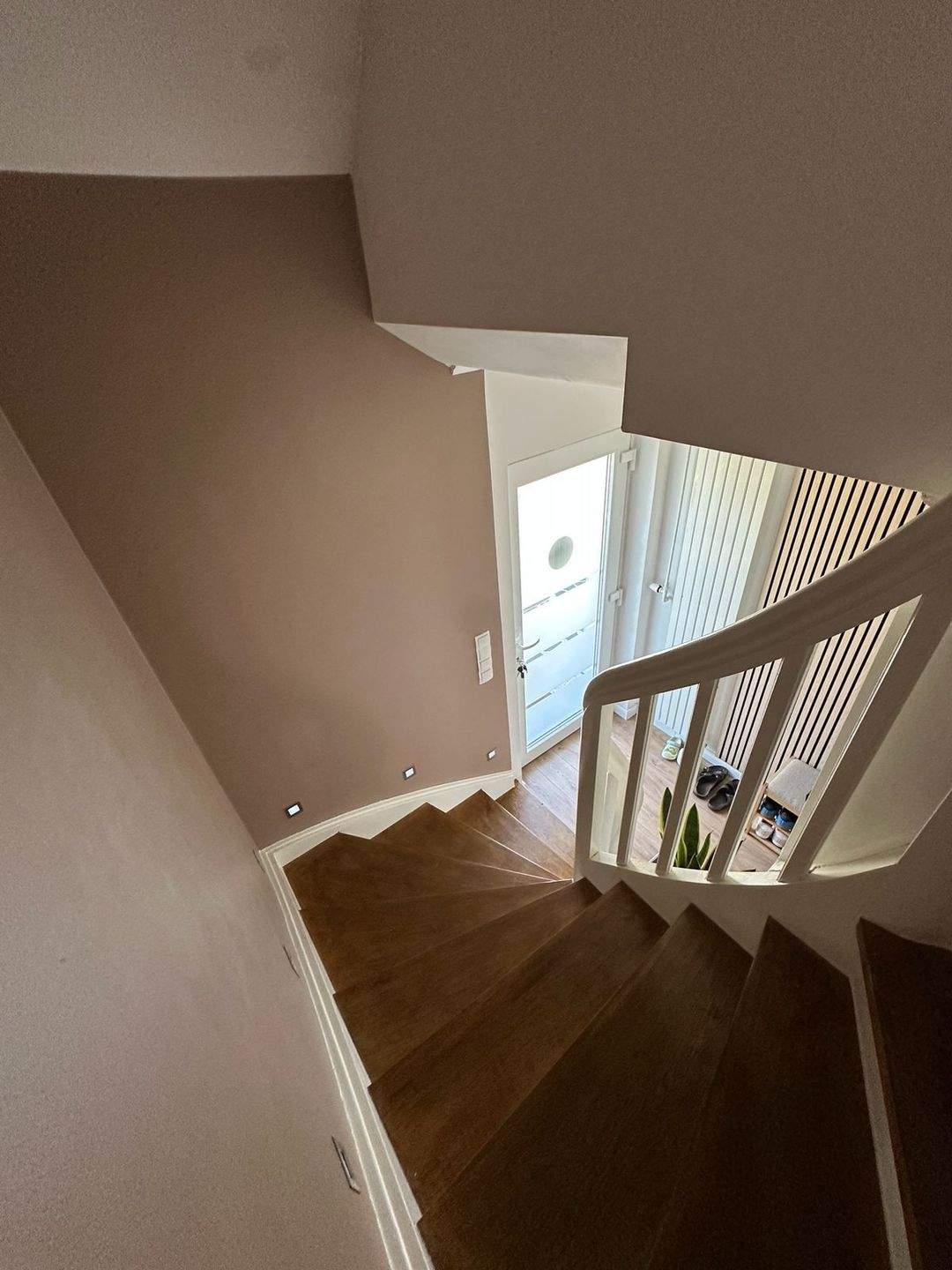 Provisionsfrei-Großzügiges, komplett saniertes Einfamilienhaus im Süden von Nürnberg – ideal für Familien – Nürnberg – Vorschaubild 8