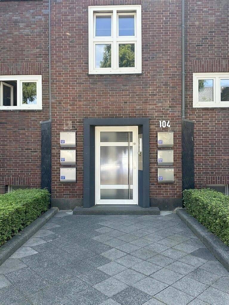 ***Modern-Möbliert! Für max. 4 Personen! - EG - 4 ZKDB Wohnung, EBK, zentral in MG-Rheydt*** – Mönchengladbach – Vorschaubild 3