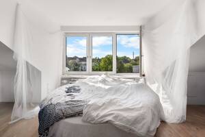 Über den Dächern Schwachhausens | Stilvolle Dachgeschosswohnung im Altbremer Haus – 28211 Bremen – Vorschaubild 8