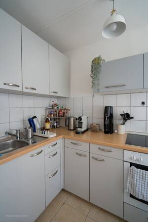 ***Heike Borchers Immobilien***Gemütliches Nest für 1 Person mit großem Süd-Balkon*** – 82008 Unterhaching – Vorschaubild 8