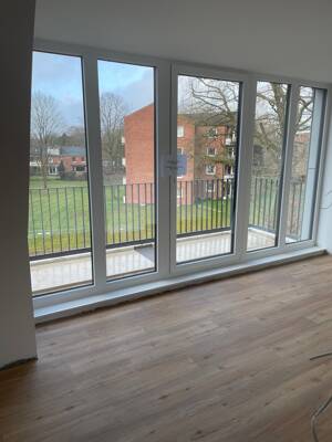 *** NEU - 2 und 3 und 4 ZIMMER-NEUBAU-WOHNUNG MIT GROSSEM BALKON, AUFZUG UND TIEFGARAGE ZU VERMIETEN *** – 22399 Hamburg – Vorschaubild 8