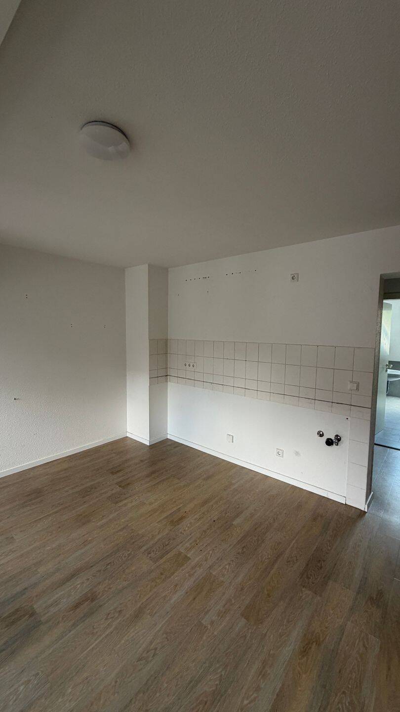 Renovierte 2 Zimmer Wohnung – Chemnitz – Vorschaubild 4