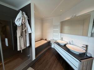 Helle & sanierte 3-Zimmer-Altbauwohnung mit Balkon in Winterhude. – 22299 Hamburg – Vorschaubild 4