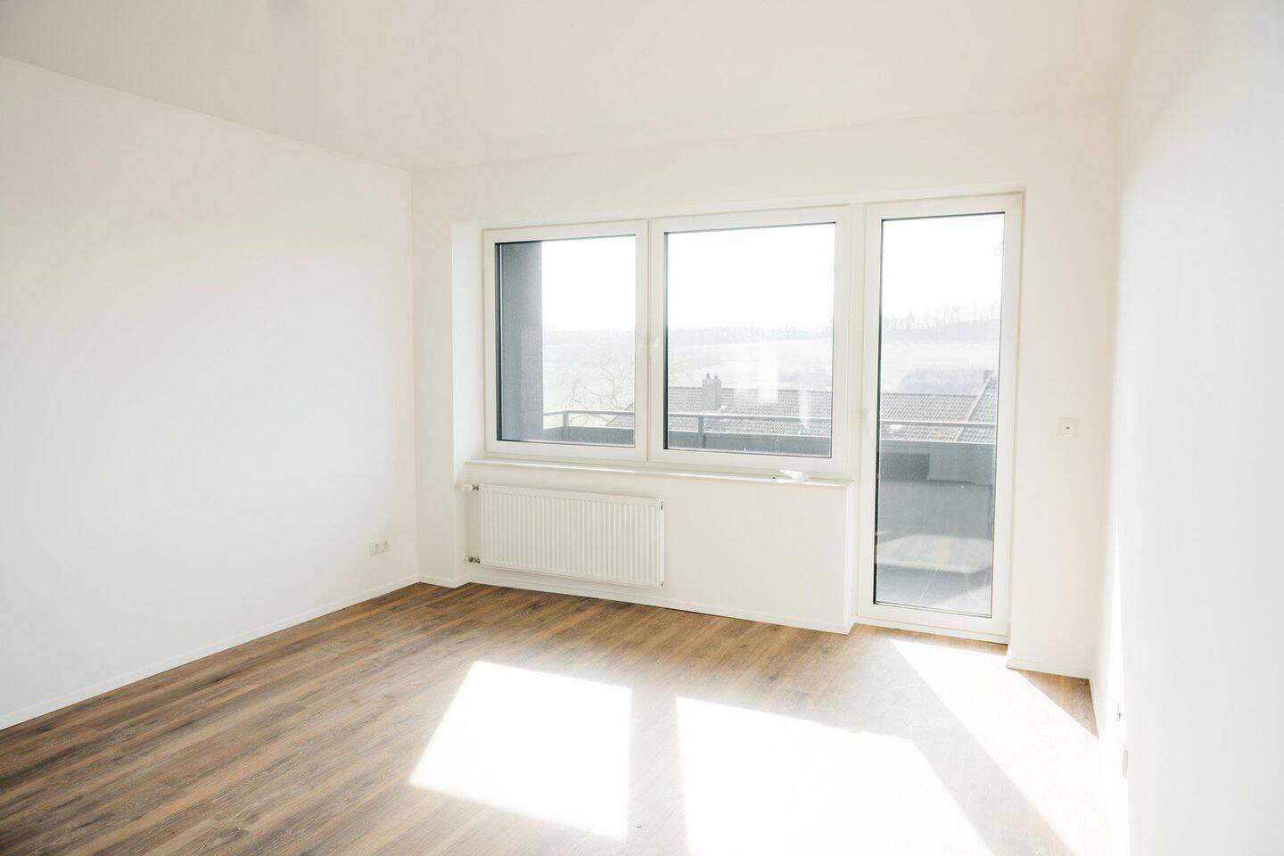 Mieten war gestern: Ihre 2-Zimmer-Traumwohnung ab 584 € / Monat! KfW-55 saniert & Provisionsfrei.