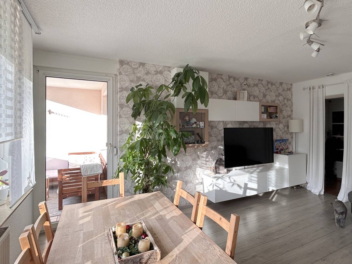 Gepflegte 4,5-Zimmer-Wohnung mit Südwest-Balkon, frei ab 01.07. – Ulm – Vorschaubild 2