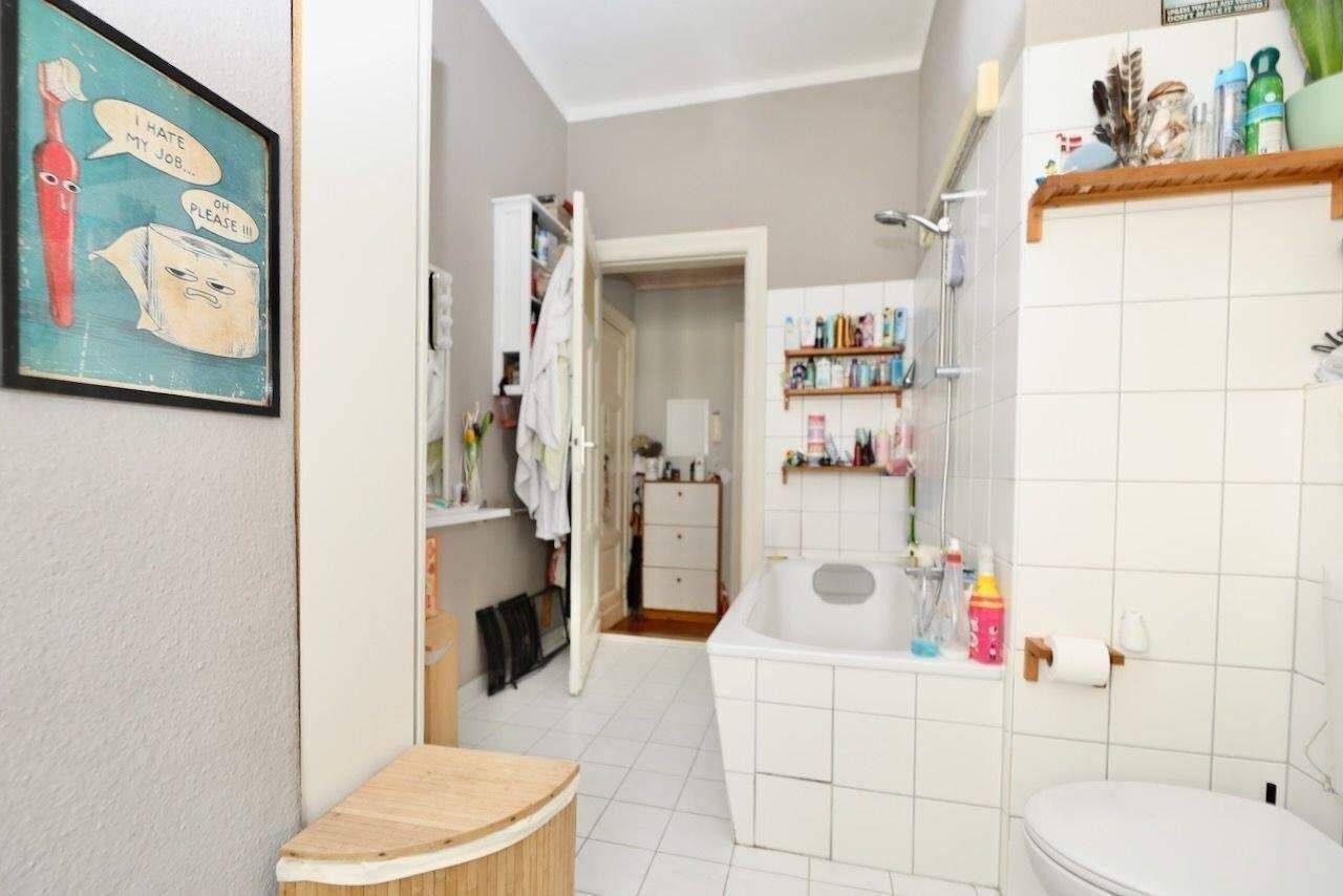 HOHEN DECKEN, STUCK & HOLZDIELEN - BEGEHRTER ALTBAUCHARME - ZUR ZEIT VERMIETET – Berlin – Vorschaubild 4