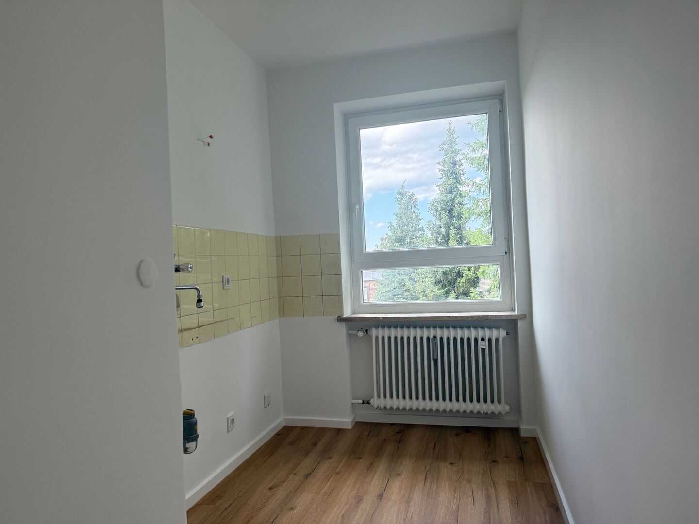 MAIER - Sofort verfügbar! 3- Zimmer-Wohnung mit Südloggia in U-Bahnlage! – München – Vorschaubild 8