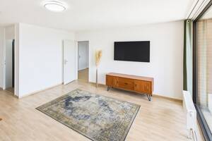 Rheinnähe! Modernisierte 3-Zimmer-Wohnung mit Aufzug und 2 Balkonen in Köln-Westhoven – 51149 Köln – Vorschaubild 3