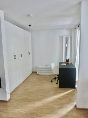 LAGE LAGE SONNE - "Erstbezug" in ruhige 2,5-Zi.-1.OG-Whg. - Ecke Mühlenkamp – 22085 Hamburg – Vorschaubild 4