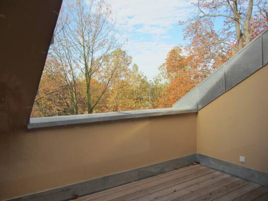 Gepflegte 3,5-Zimmer-Dachgeschosswohnung mit Loggia und EBK – Ludwigsburg – Vorschaubild 4