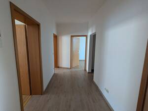 Bezugsfreie stilvolle 3-Zimmer-Altbauwohnung mit Balkon – 4159 Leipzig – Vorschaubild 9