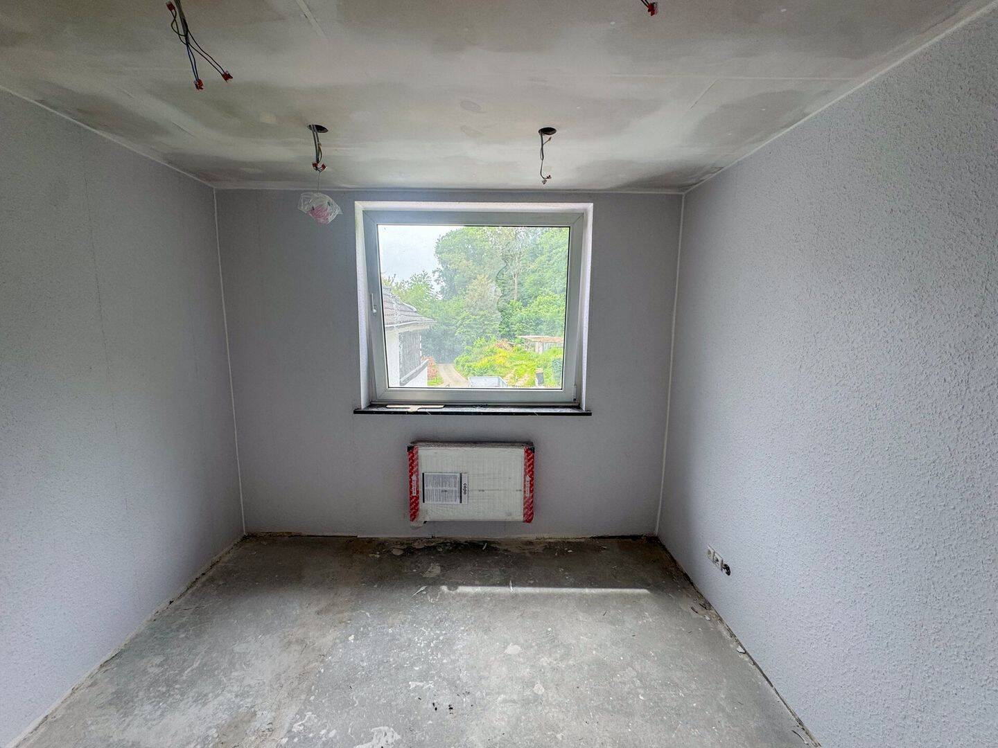 Modernisiertes Einfamilienhaus mit Sonnenterrasse und separatem Zugang in Marienberg – Übach-Palenberg – Vorschaubild 9