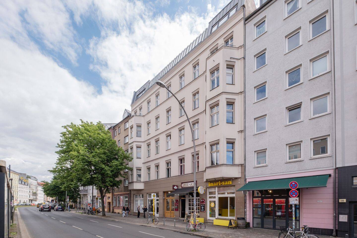 Sanierte und ruhige 2-Zimmer-Altbauwohnung am Rosenthaler Platz – Berlin – Vorschaubild 9