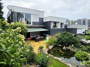 Modernisiertes Einfamilienhaus 2 Bäder Terrasse großer Garten Pool Doppelgarage 3-4 PKW-Stellplätze