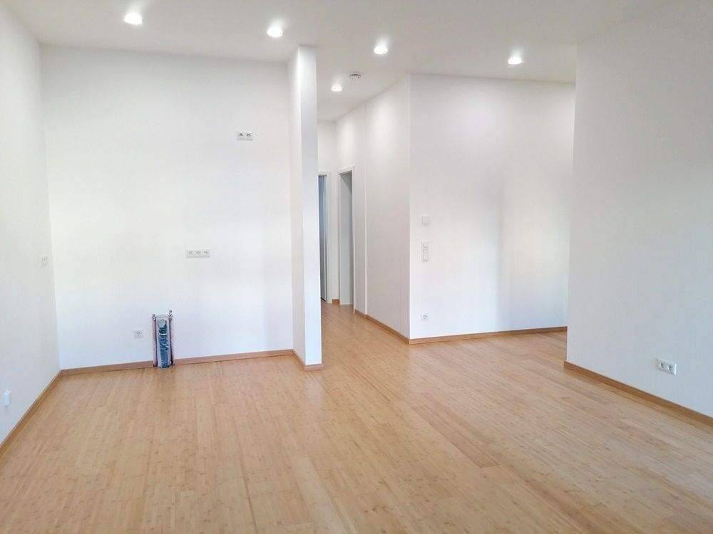 !! Erstbezug nach Sanierung, 4 Zimmer mit Fußbodenheizung und Balkon !! – Chemnitz – Vorschaubild 3