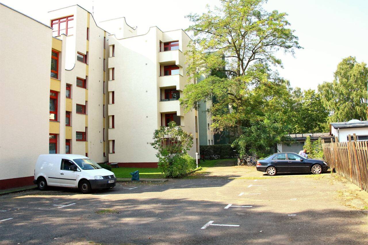 Sonnige 2-Zimmer-Wohnung mit Südloggia - gepflegte Anlage, top Lage, solide Vermietung. – Berlin – Vorschaubild 9