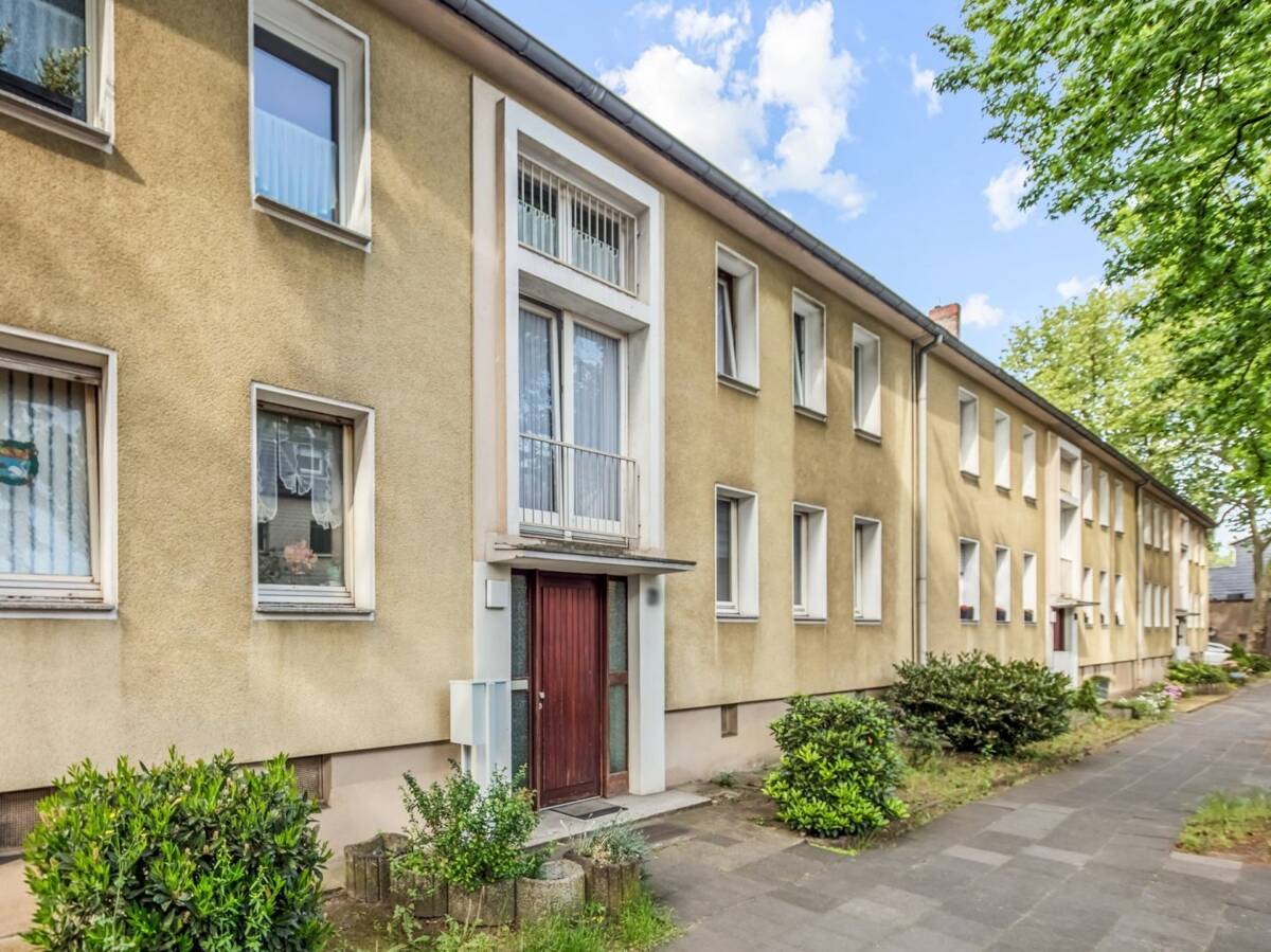 Attraktive 3-Zimmer-Wohnung mit Balkon in Duisburg-Hamborn – 47166 Duisburg – Bild 1 von 9