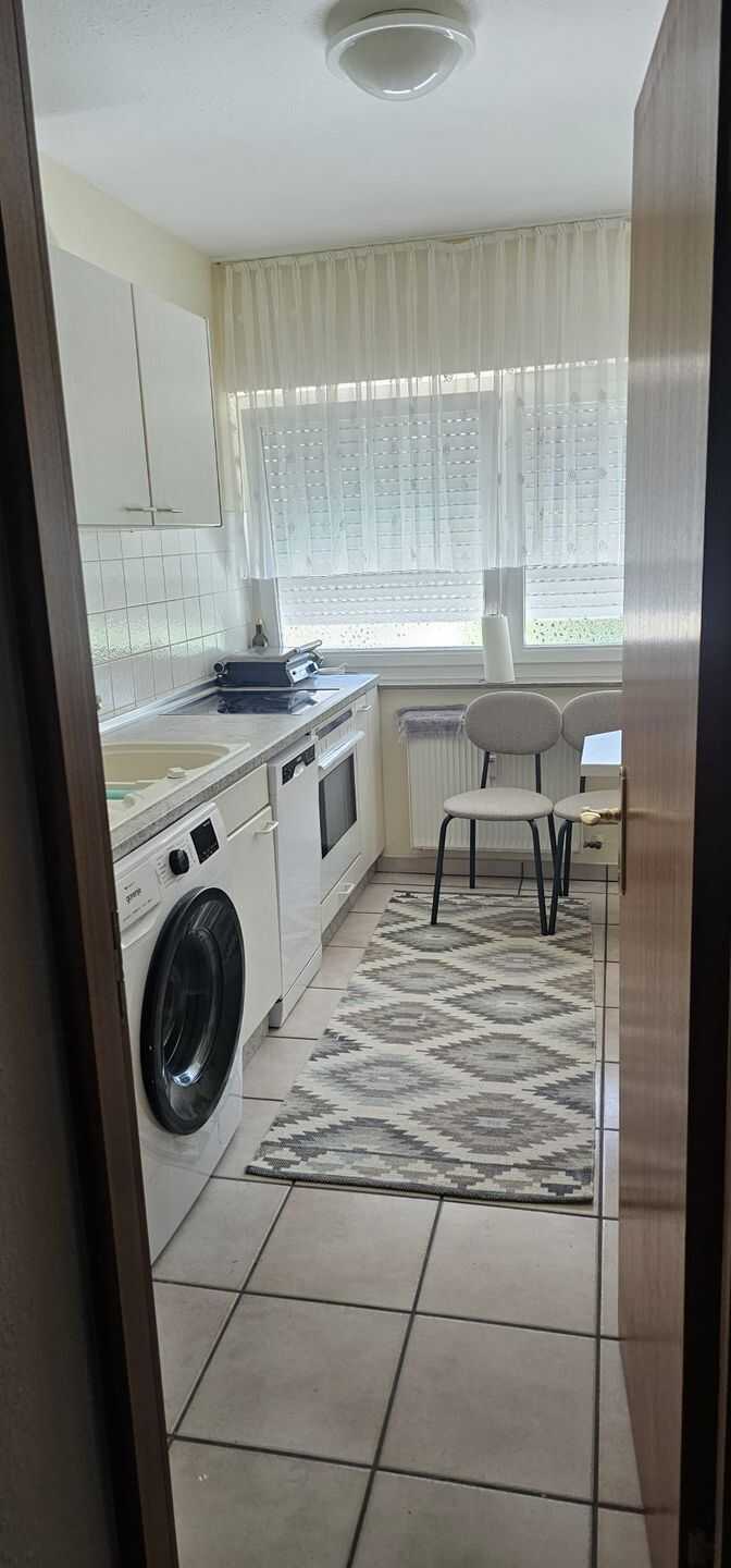 Stil, Charme, Lederberg: Ein 2-Zimmer-Zuhause für echte Genießer – Stuttgart – Vorschaubild 3