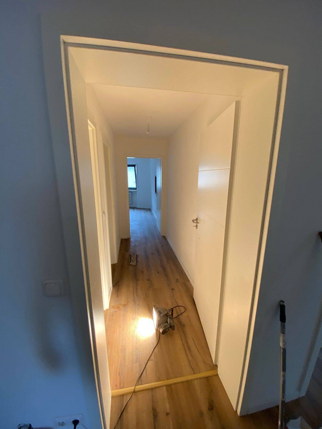 Geräumige 4-Zimmer Wohnung in Schwanstetten, Ideal für Familien – Schwanstetten – Vorschaubild 4