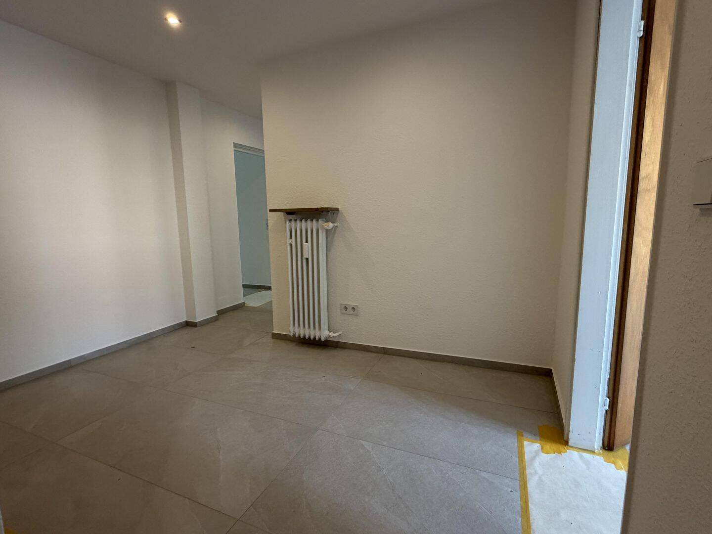 Frisch sanierte 2-Zimmer-Wohnung in Nürnberg - Nibelungenviertel - Luitpoldhain – Nürnberg – Vorschaubild 4
