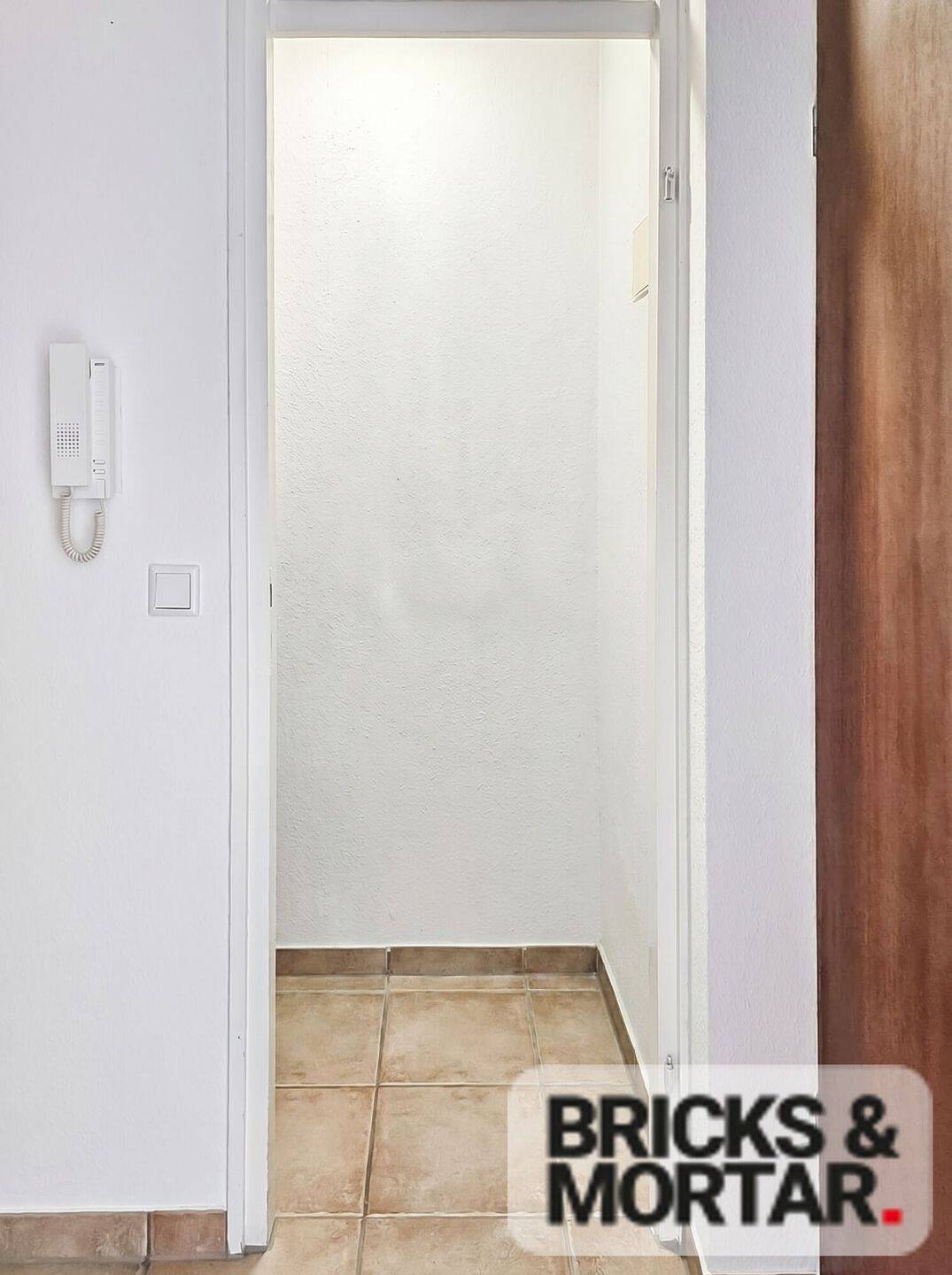 Charmante 1-Zimmer-Wohnung mit Balkon in Nürnberg-Langwasser – Nürnberg – Vorschaubild 4