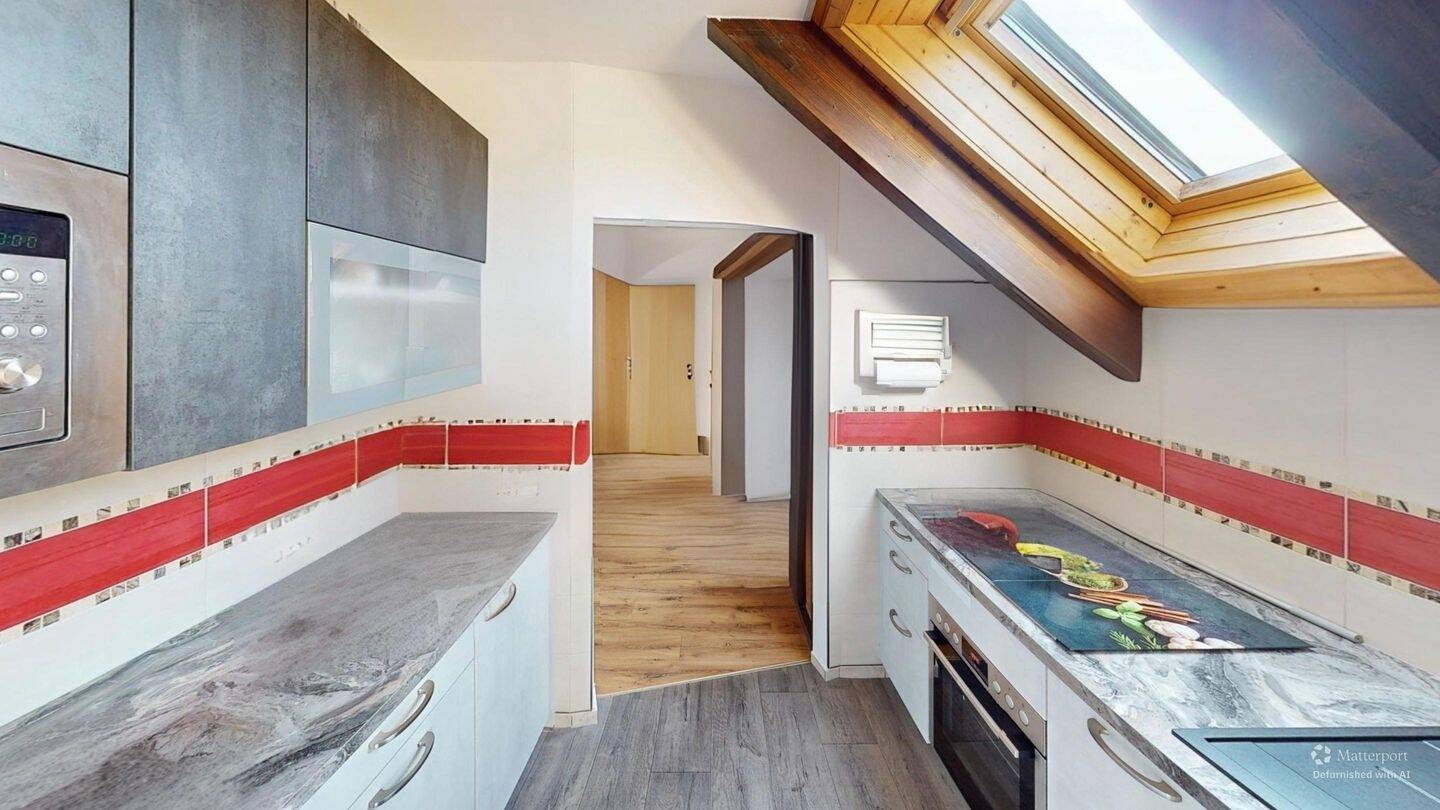 Attraktive 3-Zimmer-Eigentumswohnung mit Dachterrasse und Weitblick über Saalfeld – ideal für Selbstnutzer oder Kapitalanleger – Saalfeld/Saale – Vorschaubild 5