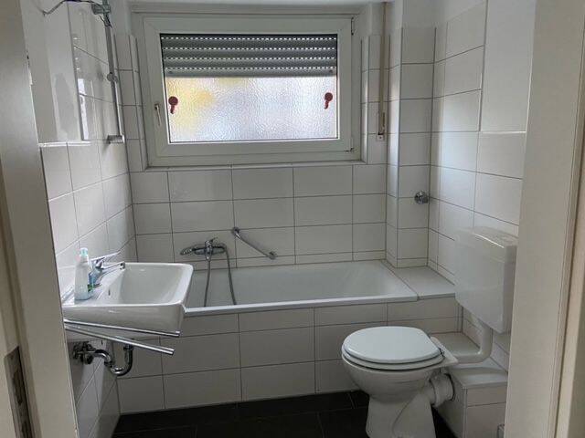 Kapitalanlage: 3 Zimmer Wohnung mit Balkon im Erdgeschoss – Düsseldorf – Vorschaubild 3