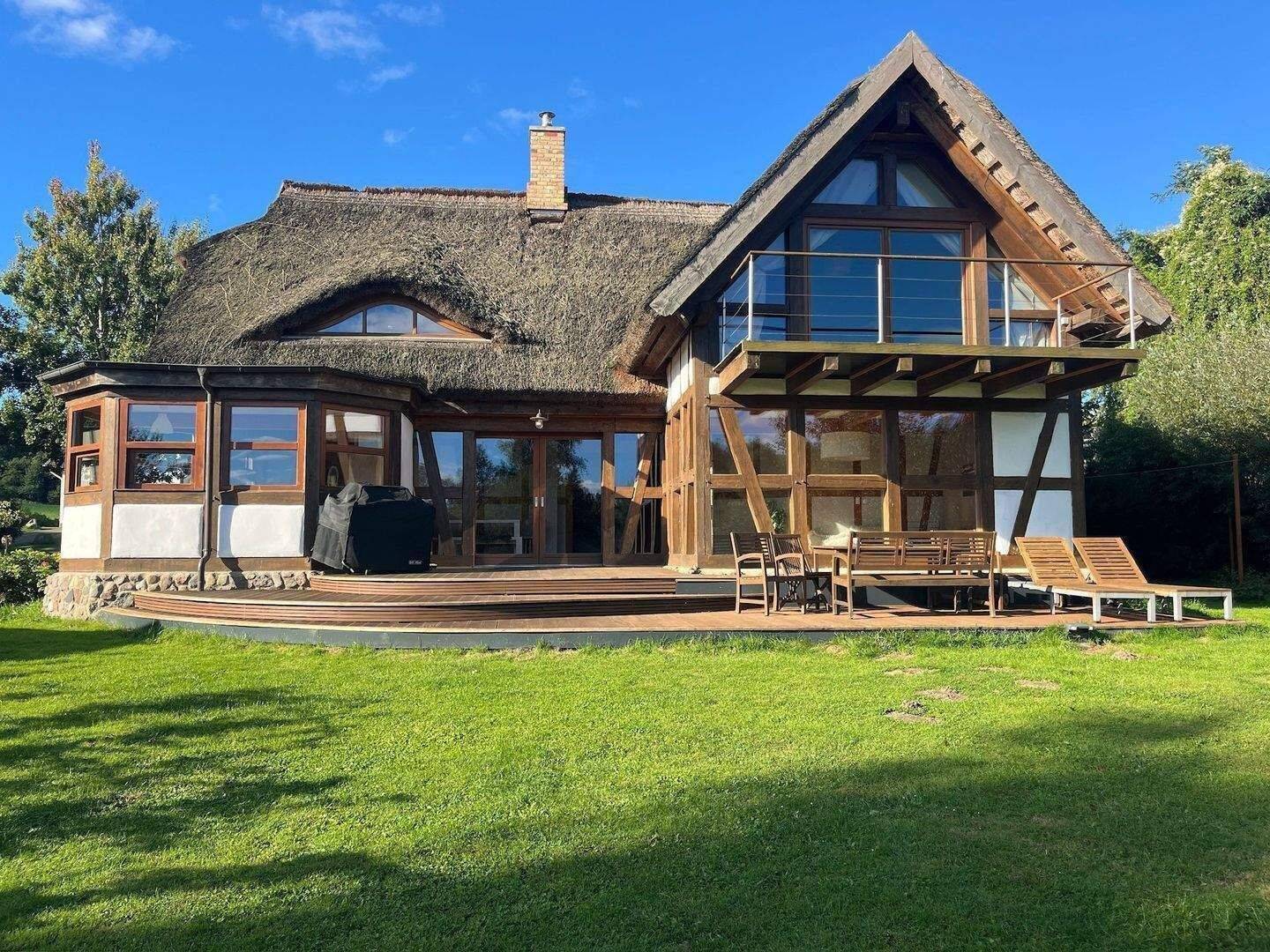 Haus am See! Niedrigenergie 28,77 Kwh, Haus Reet Fachwerk + Ferienhaus am Jasmunder Bodden auf der Insel Rügen – Buschvitz – Vorschaubild 3