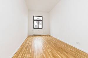 Renovierte 3-Zimmer-Altbauwohnung mit Süd-Balkon und modernem Bad – 4155 Leipzig – Vorschaubild 5